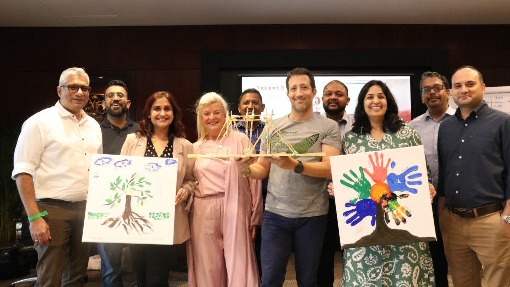collaborative canvas team building activity for CRIF DWC